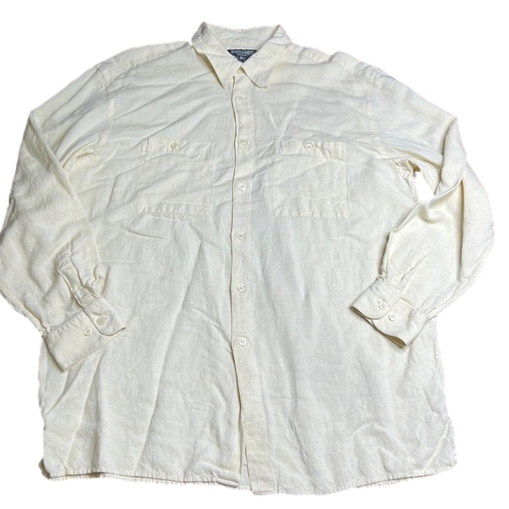 Mondo di Marco Men's Cream Lightweight Classic Casual Button Down Shirt